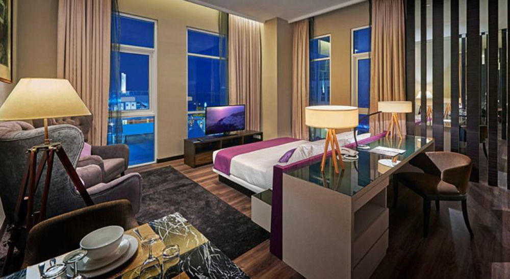 Maritime Luxury Suites George Town Exterior foto